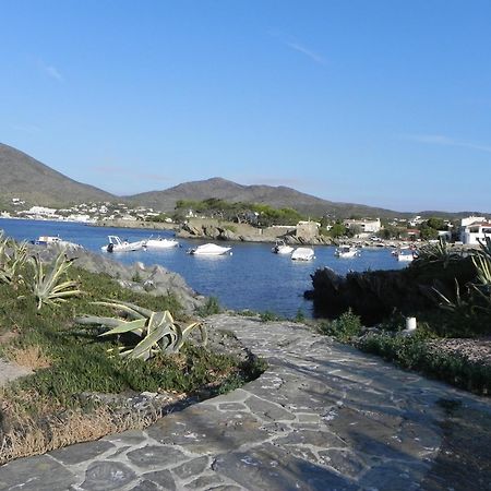 Isla Privada En Cadaques De Ensueno Con 11 Habitaciones Dobles Con Bano Privado Y Piscina Exterior photo